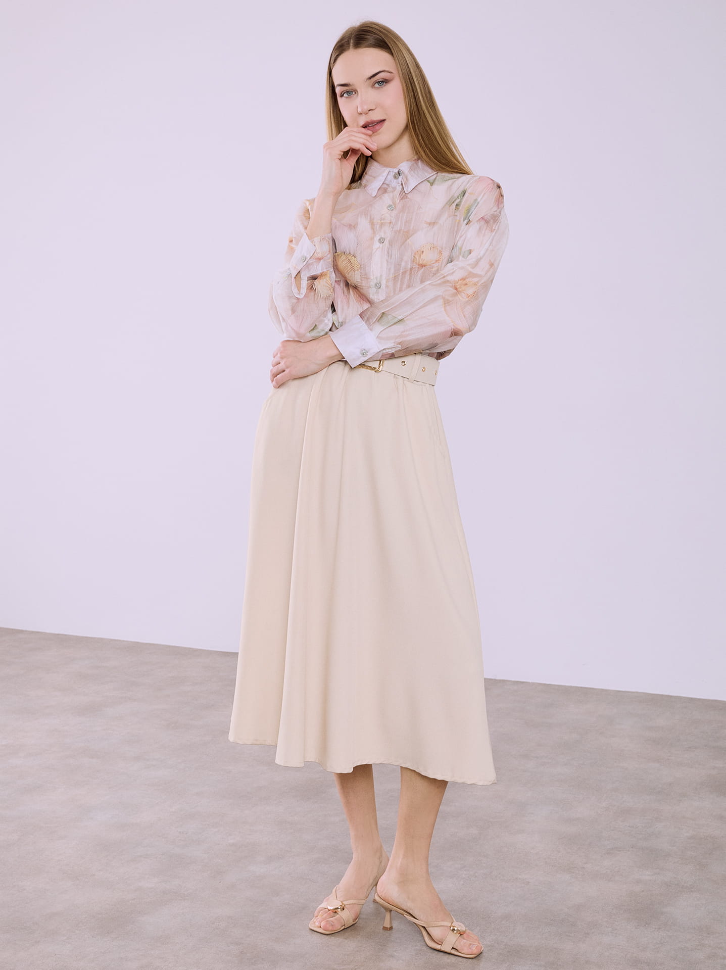 Midi φούστα με πουκάμισο