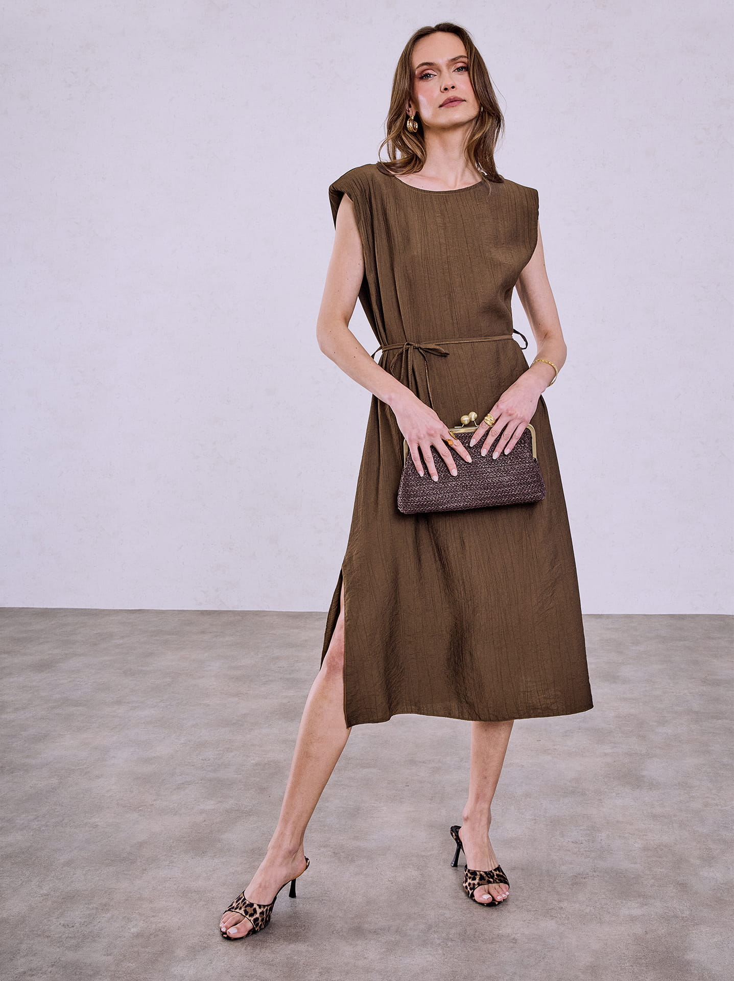 Midi dress in textured fabric in brown, 19.99 | Celestino