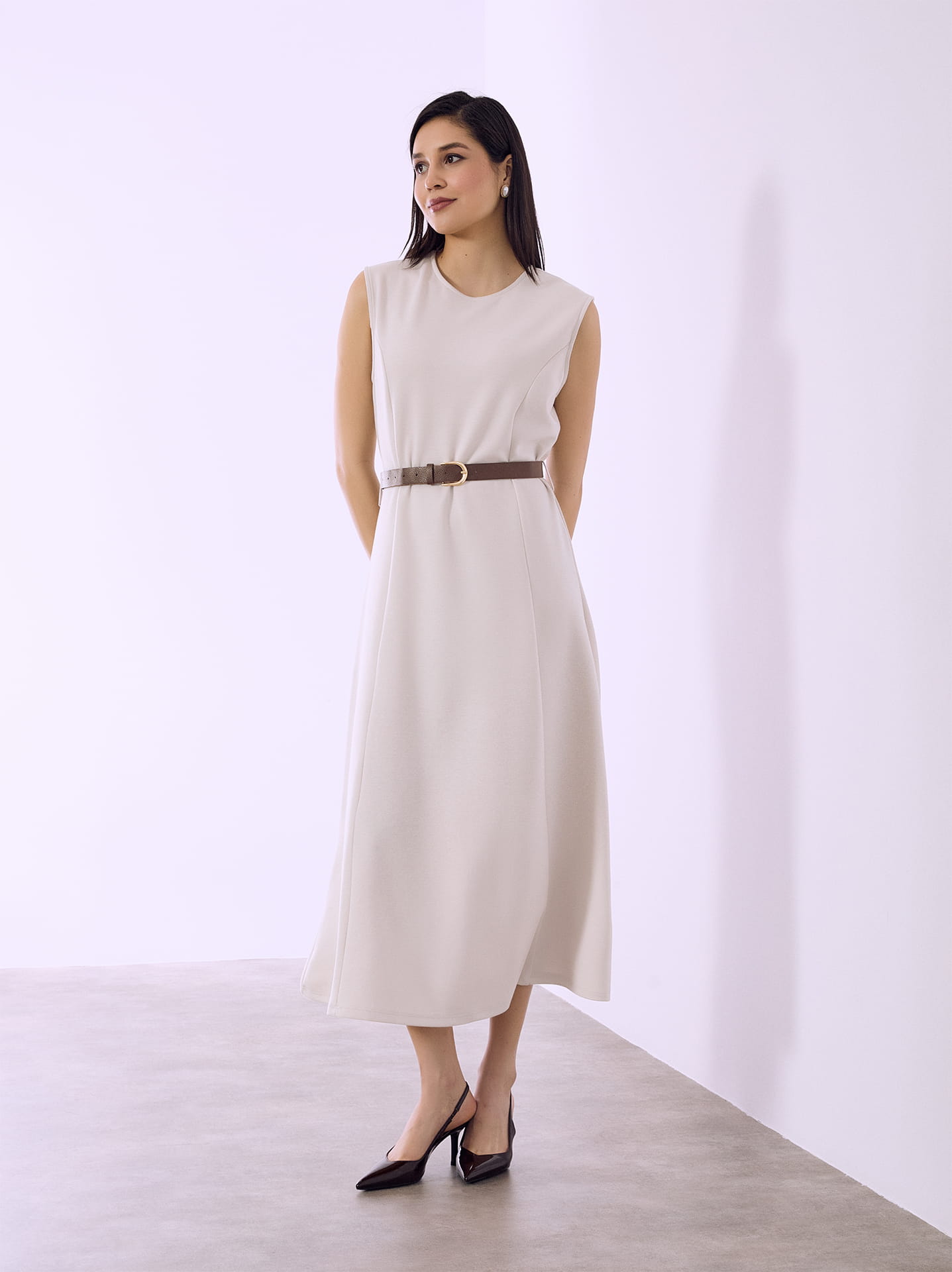 Φόρεμα μίντι μονόχρωμο