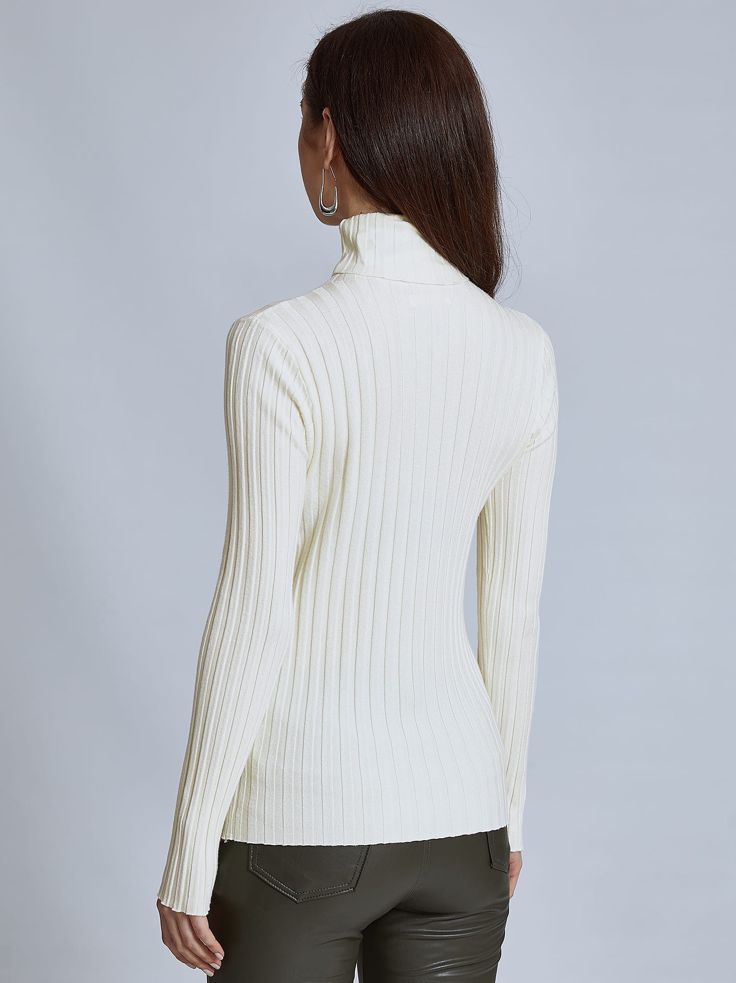 Off white ribbed discount turtleneck