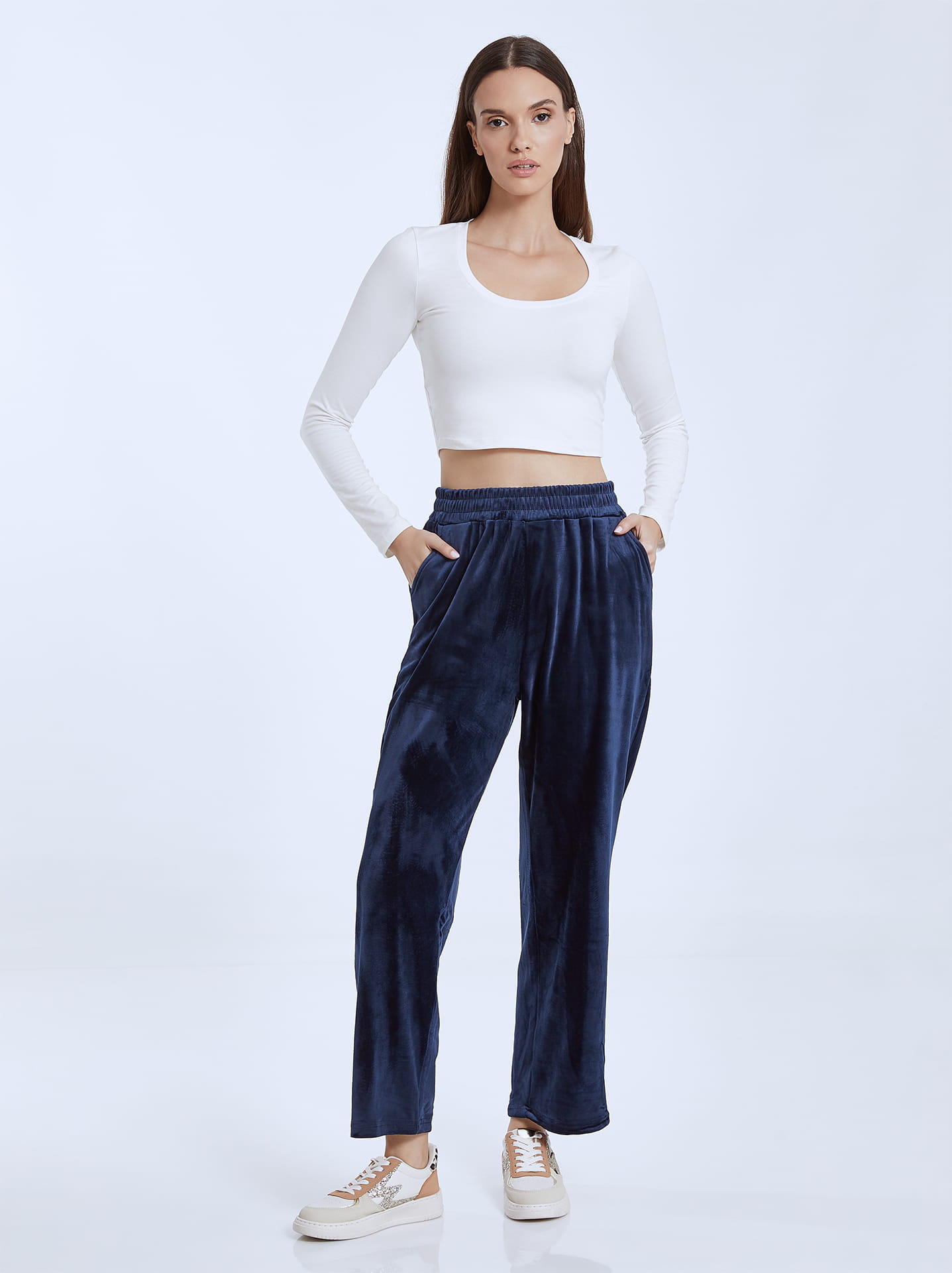 Monochrome velvet sweatpants curvy in dark blue 11.99 Celestino