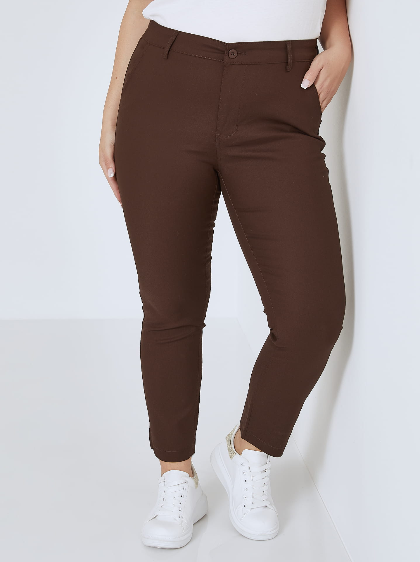 Office trousers curvy in dark brown | Celestino