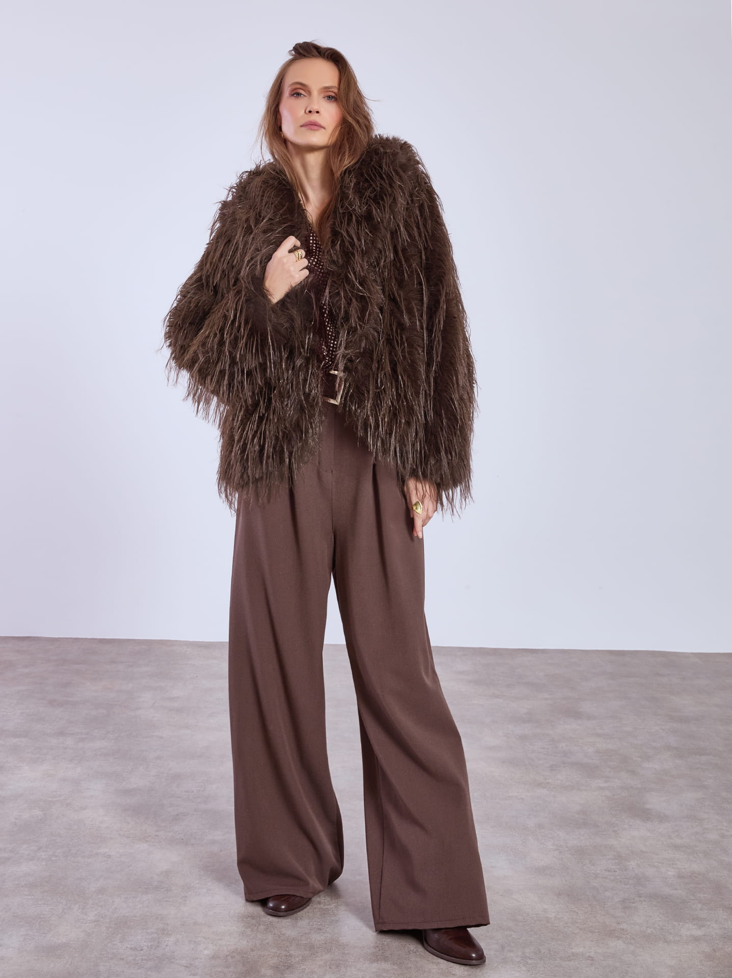 Κομψό σύνολο με γούνα