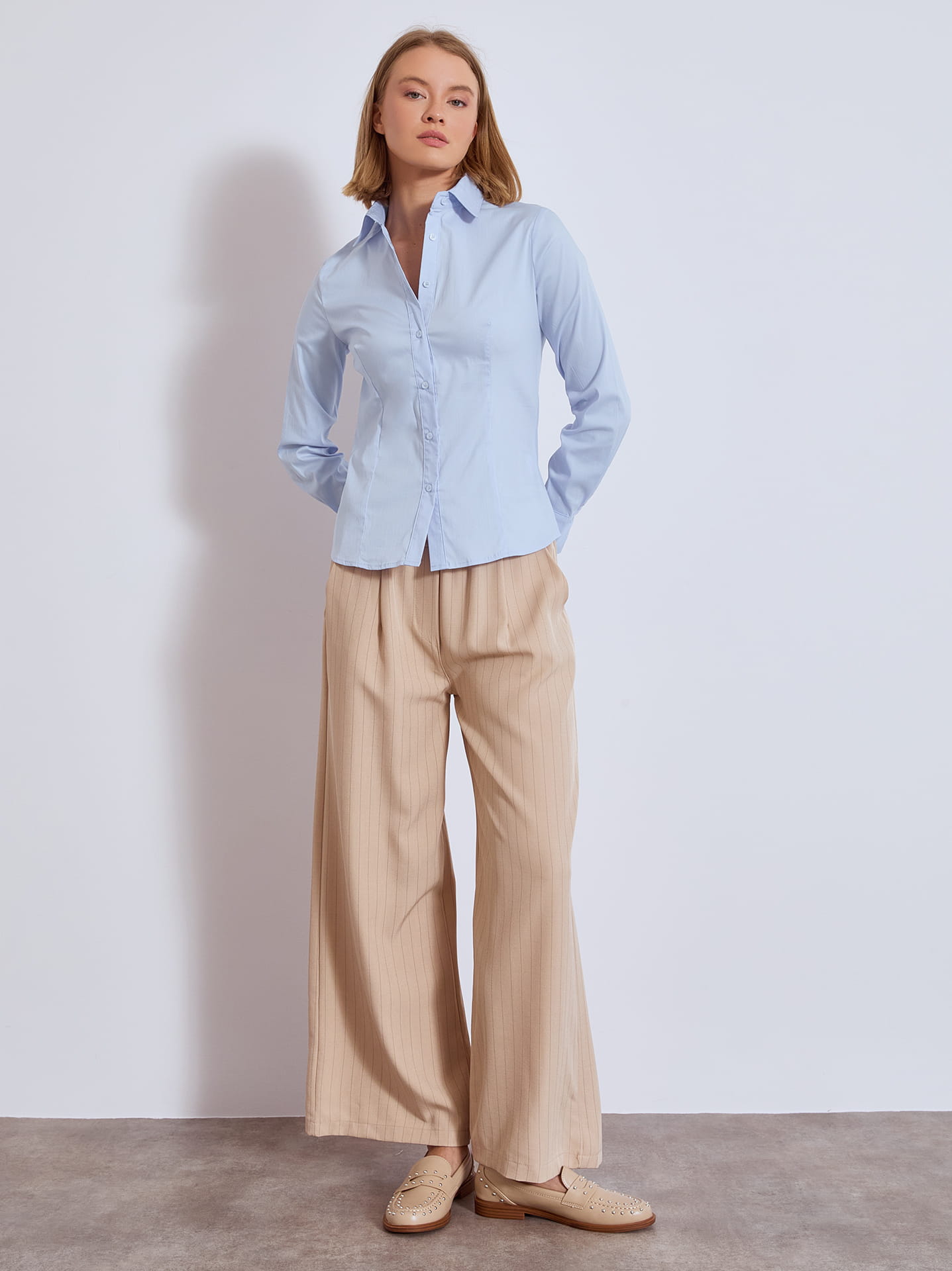 Look με neutrals