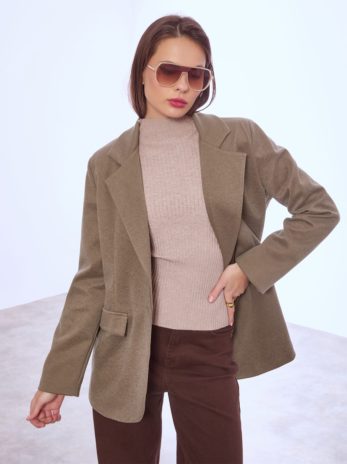 Κομψό σύνολο με σακάκι