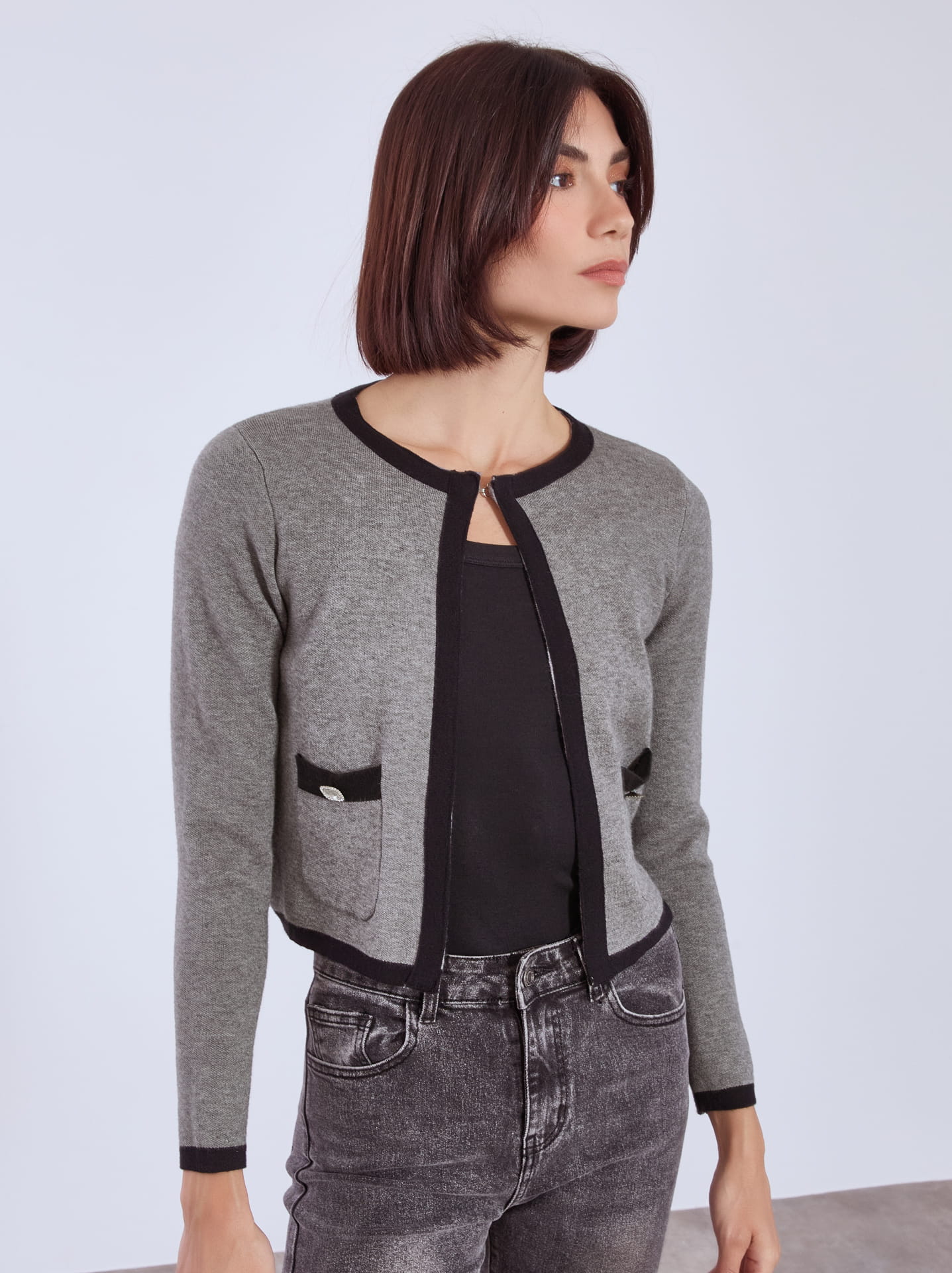 Cardigan knitted with strass buttons in grey, 14.99€ | Celestino